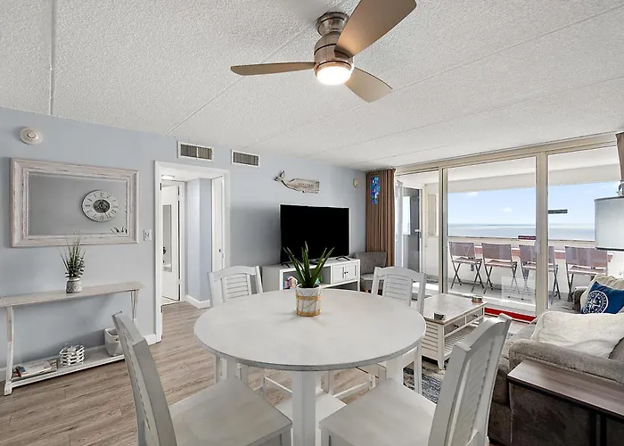 2 Bedroom Ocean Front Condo! Hébergement de vacances