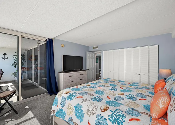 2 Bedroom Ocean Front Condo! Hébergement de vacances