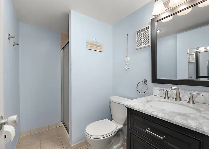 Holiday home 2 Bedroom Ocean Front Atlantis Condo!