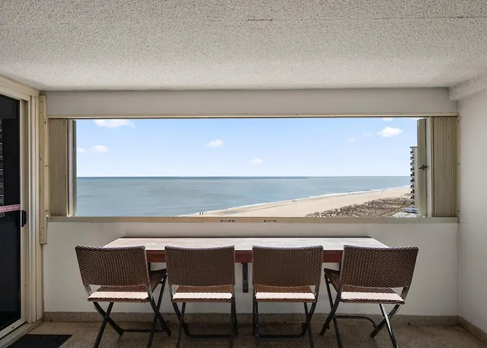 2 Bedroom Ocean Front Atlantis Condo! Ocean City