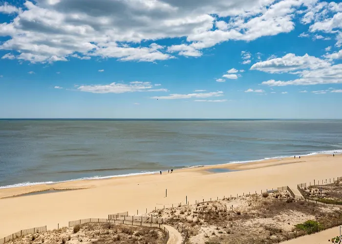 2 Bedroom Ocean Front Atlantis Condo! Ocean City
