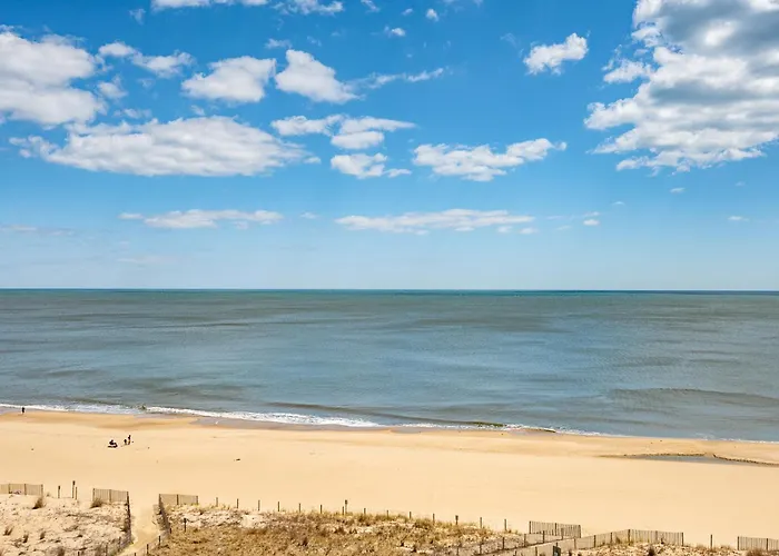 2 Bedroom Ocean Front Atlantis Condo! * Ocean City